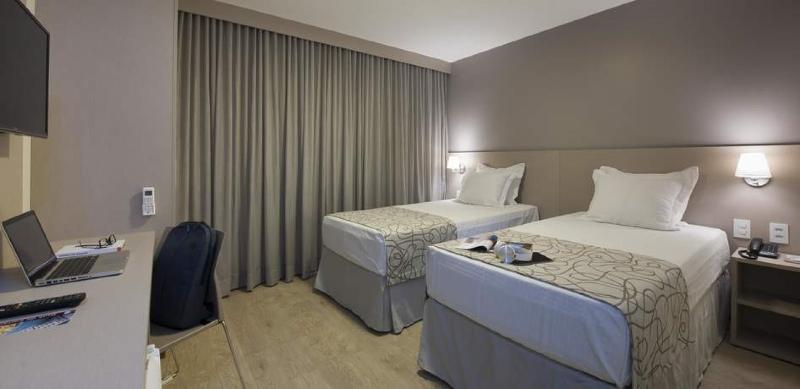 Go Inn Catalão Екстериор снимка